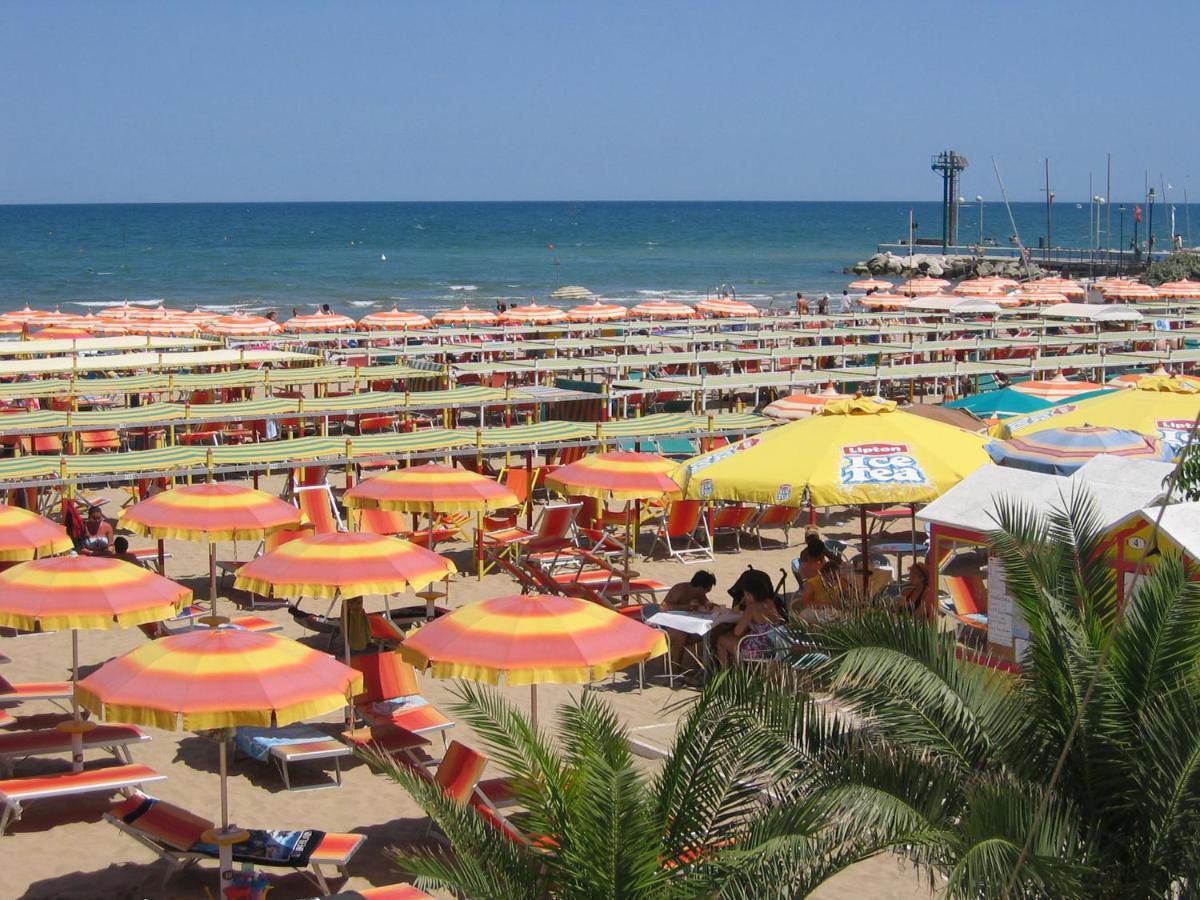 Hotel La Residenza Riccione Eksteriør billede