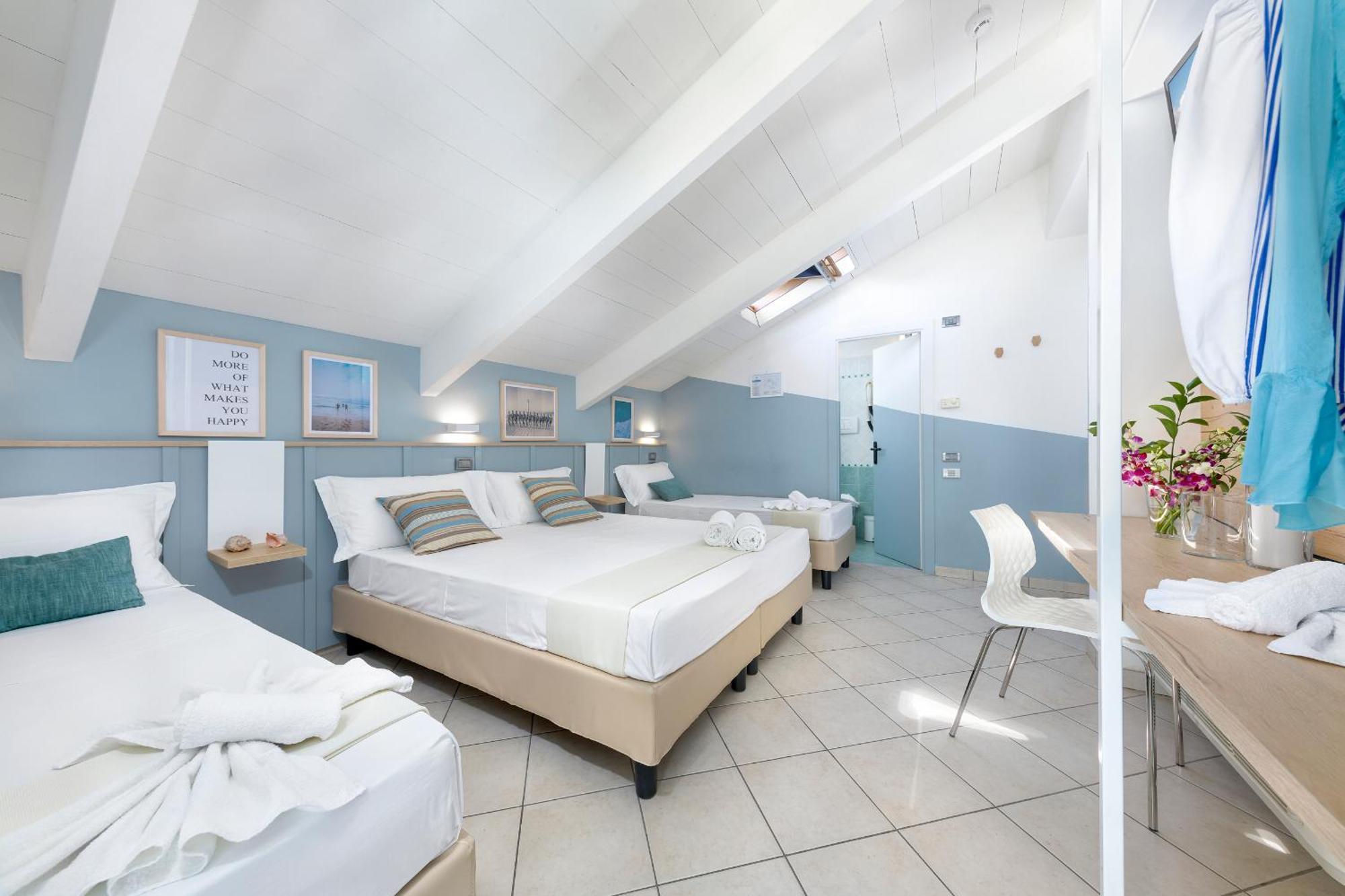Hotel La Residenza Riccione Værelse billede